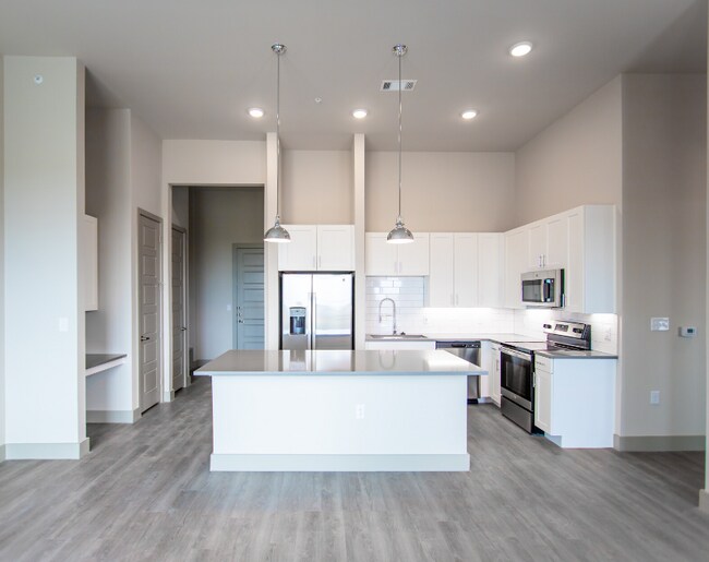 Photo - 2105 Anderson Gibson Rd Unit 4402