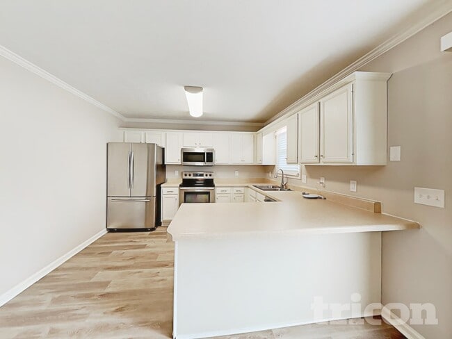 Photo - 5013 Claude Dr