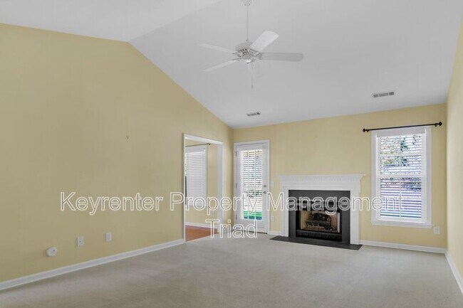 Photo - 5420 Whitley Way