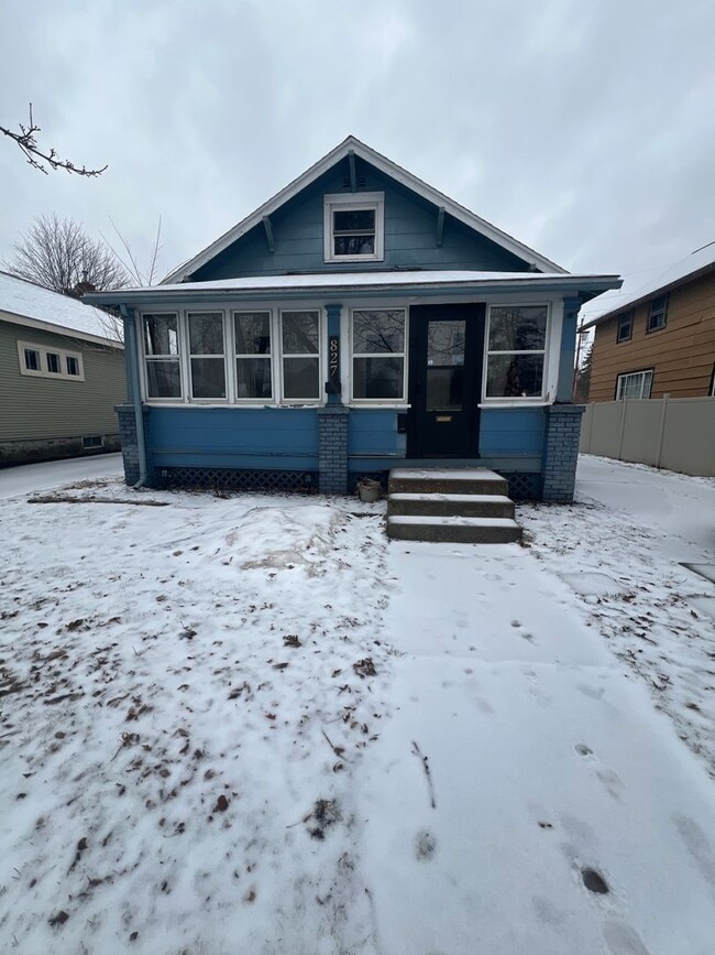 Building Photo - Click the “Apply Now” button or email wapmrentals@gmail.com for a prompt response.