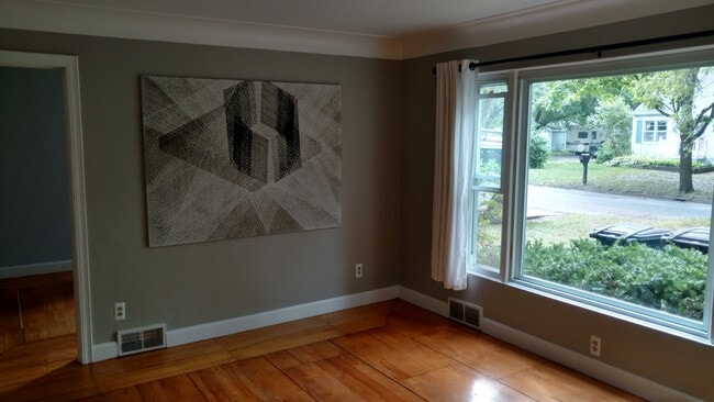 Photo - 1343 Rosewood St Unidad 1