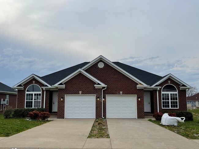Photo - 717 Village Creek Dr Unit B