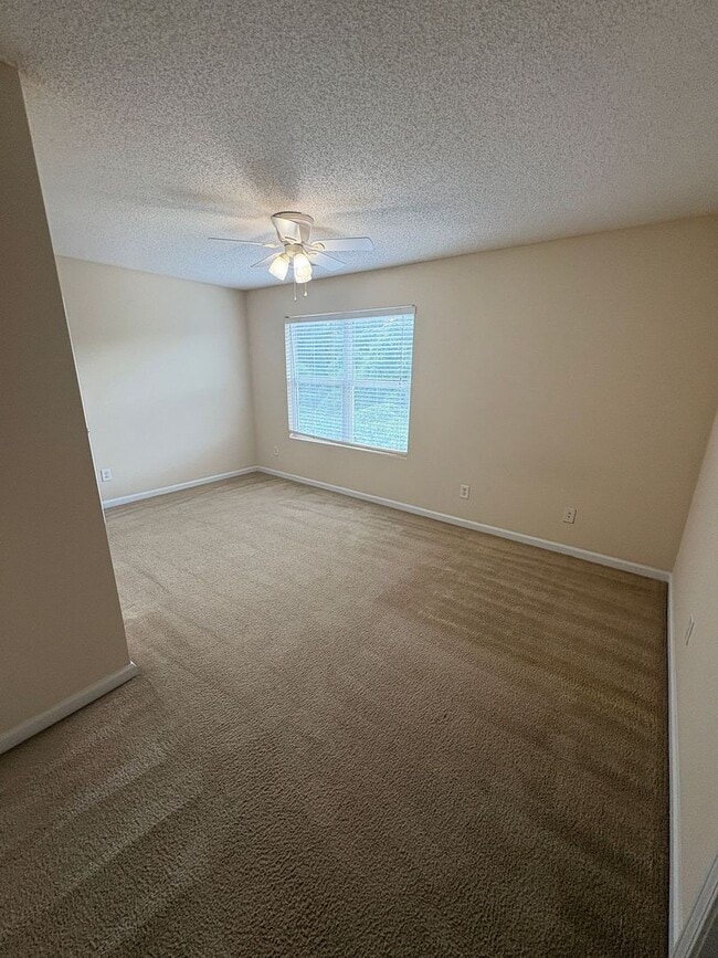 Photo - BRIDGEWATER HOME! PRE-LEASING FOR AUGUST 1 2026! 1/2 Off Deposit!