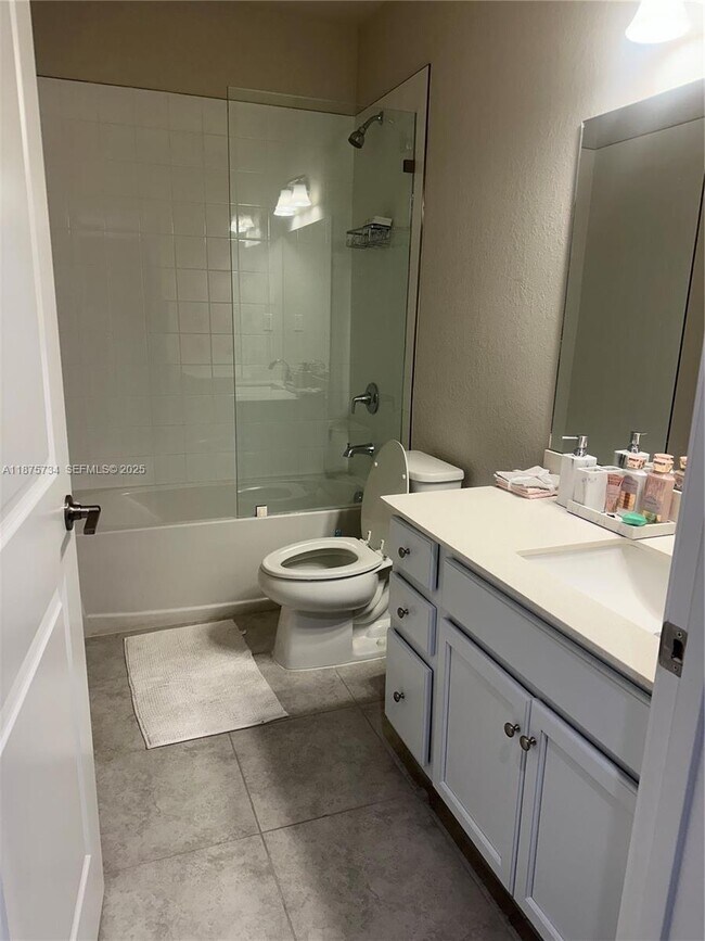 Photo - 1070 W Davis Pkwy