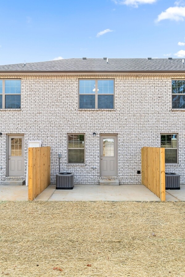 Photo - 1387 Dover Rd