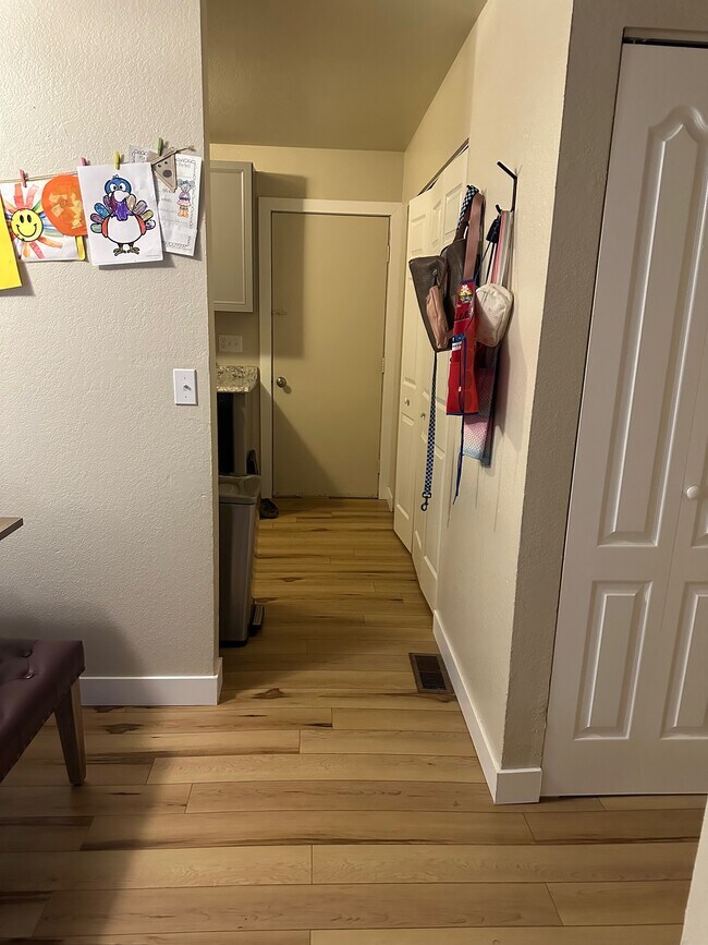 Photo - 631 Highline Dr