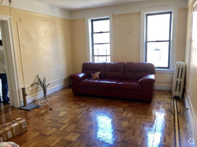 Building Photo - 1 bedroom in BRONX NY 10463 Unit 3B Rental