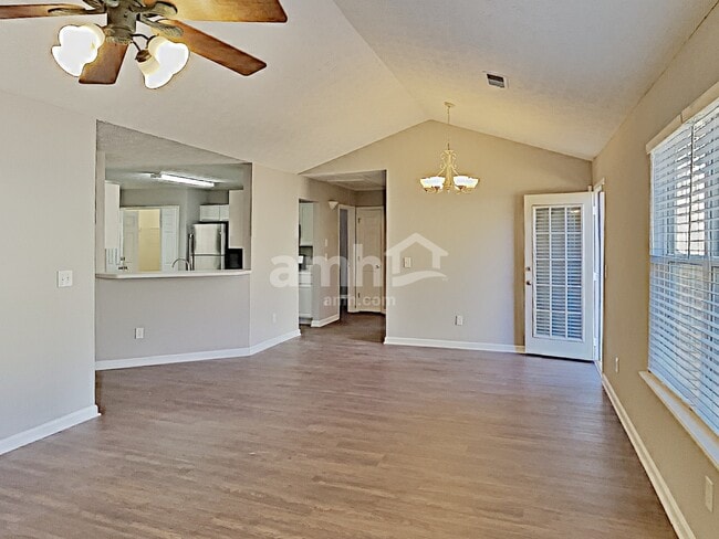 Photo - 4607 Noah Overlook E