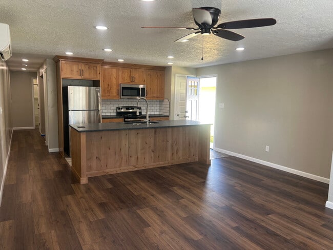 Photo - 1215 S Elder St Unidad 1215 S. Elder St.