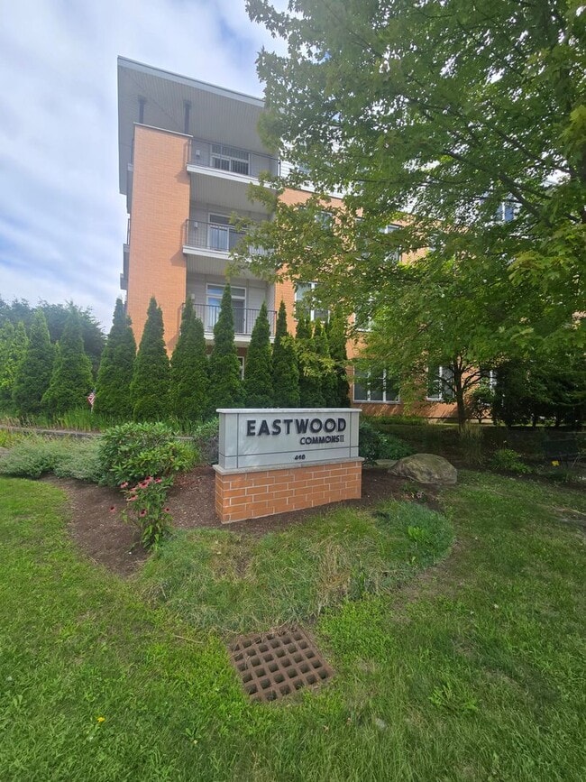410 Farrell St