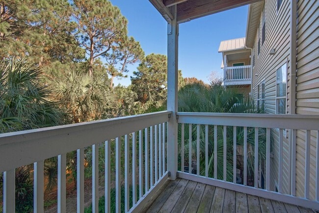 Photo - Beautifully remodeled 1B/1B Unfurnished Co... Unit 228