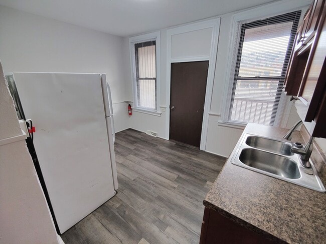 Photo - 2423 Wrights Wy Unit 2