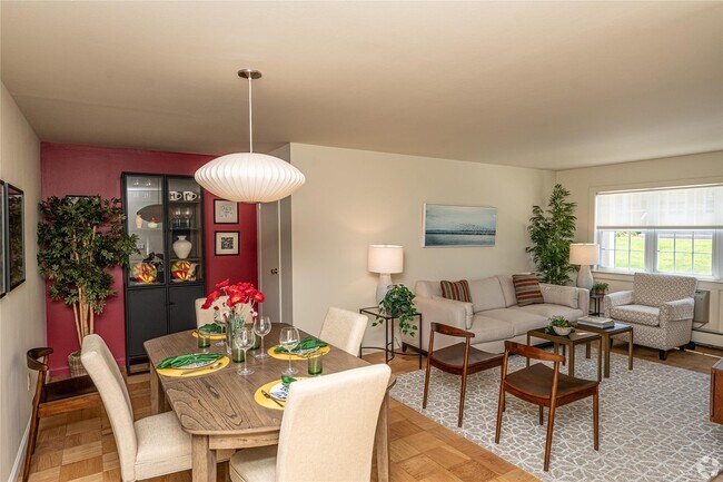 Photo - 21 Captains Dr