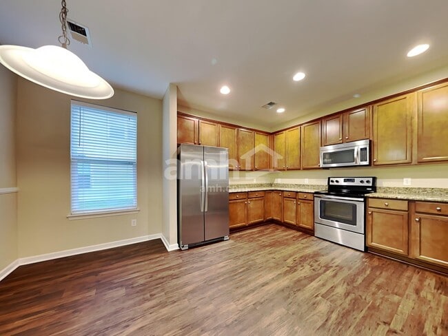 Photo - 195 Meadow Wood Rd