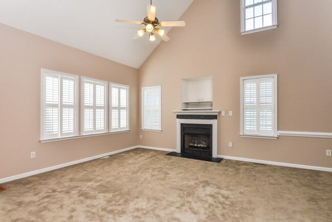 Photo - 3612 Willowtree Ln