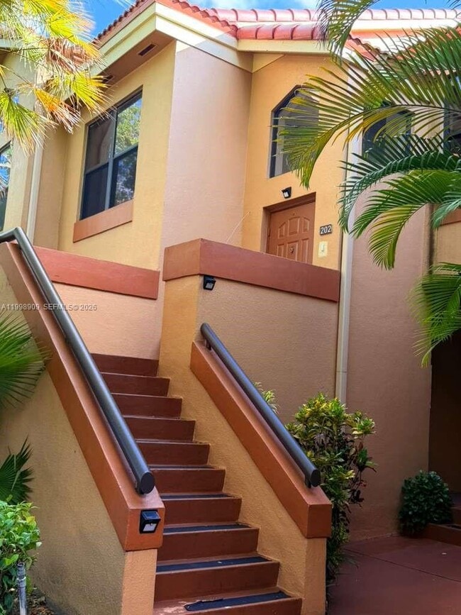 Building Photo - 15515 N Miami Lakeway Unit 202-11