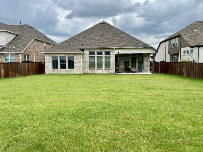 Photo - 17220 Eastbrook Dr