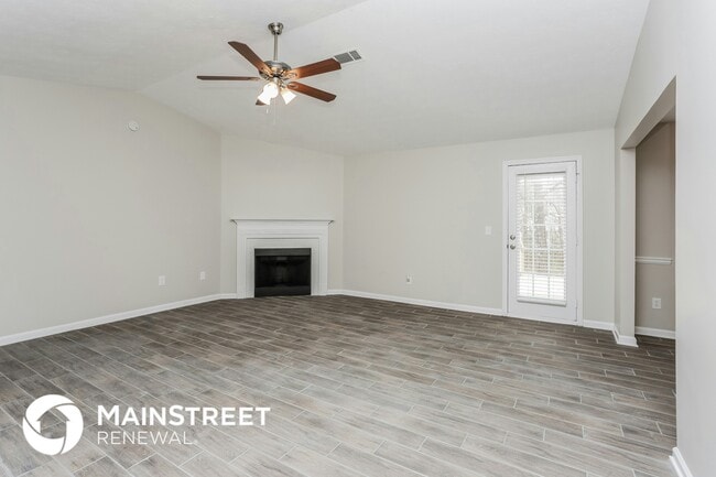 Photo - 205 Fairclift Dr