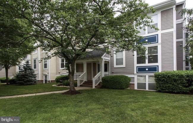Building Photo - 20575 Snowshoe Square Unit 201 Rental