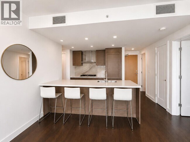 Photo - 5269 Birney Ave Unit 1408