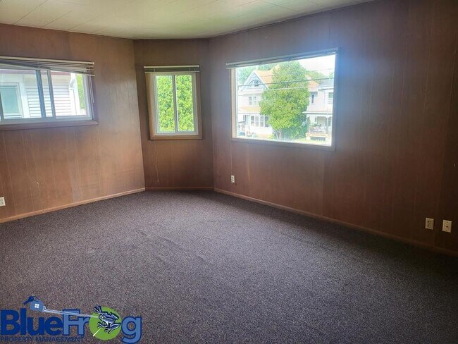 Photo - 929 Jackson St