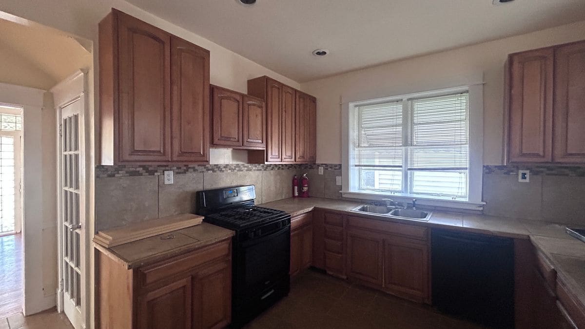 Photo - 1216 Williamsburg Rd