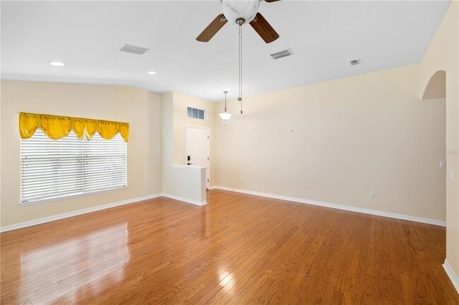 Photo - 1556 Scarlett Ave