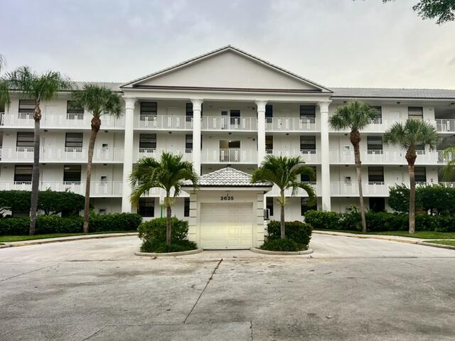 Building Photo - 3635 Whitehall Dr Unit 305