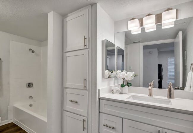 Photo - Alara North Burnet