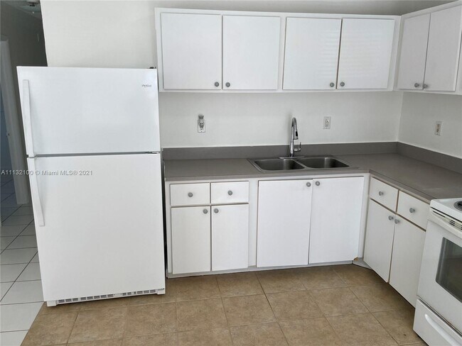 Photo - 5687 NW 194th Ln