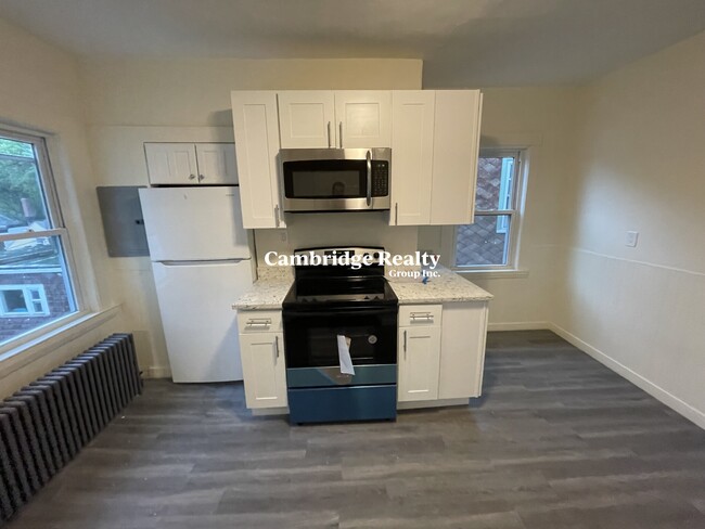 357-359 Cambridge St. Unit 3R - 357-359 Cambridge St. Unit 3R Unidad 3R Rental