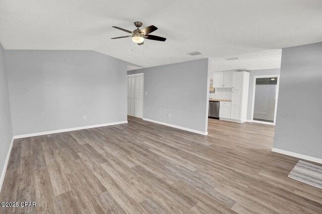 Photo - 6325 Pridgen St