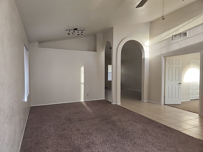 Photo - ?4 Bed / 2 Bath Single Level Gilbert Home with vaulted Ceilings *New Paint*?