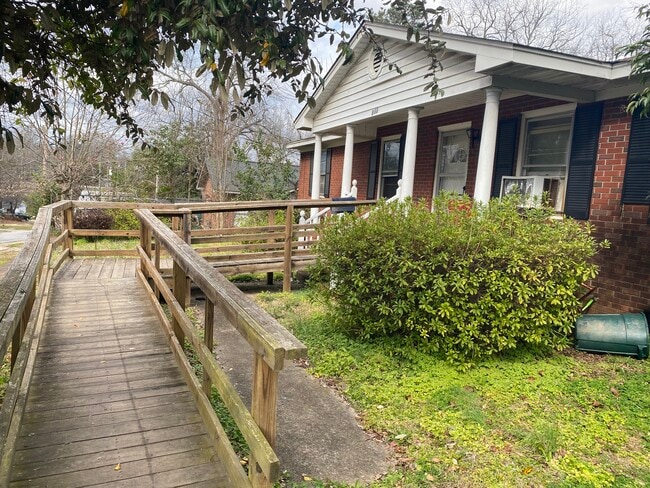 Photo - 317 Byrd St