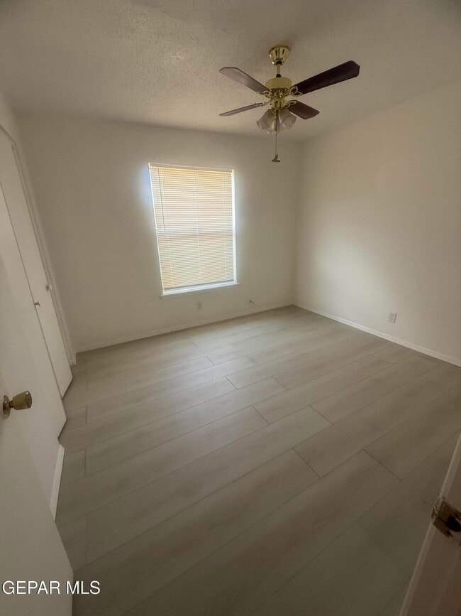 Photo - 3010 Wedgewood Dr