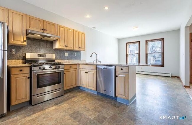 Photo - 79 Atwater St
