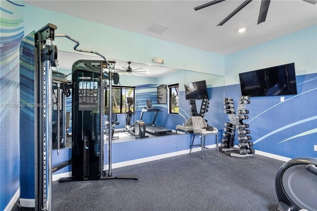 Photo - 4957 Oakmont Dr