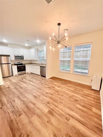 Photo - 523 E Hanna St