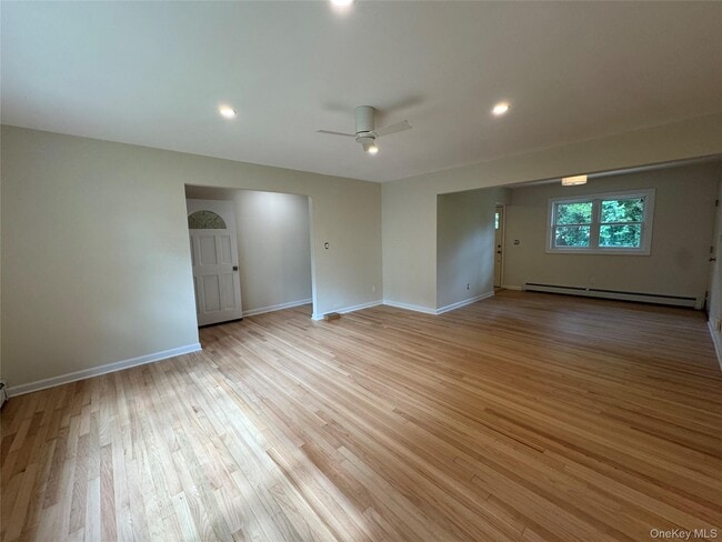 Photo - 1 Towne Ct