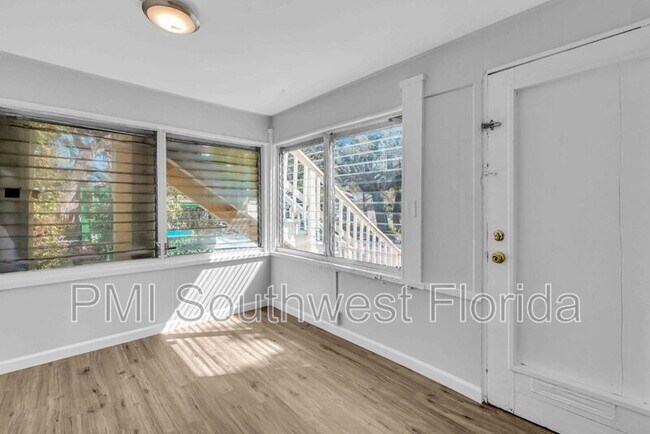 Photo - 1016 10th Ave W Unit Apt A