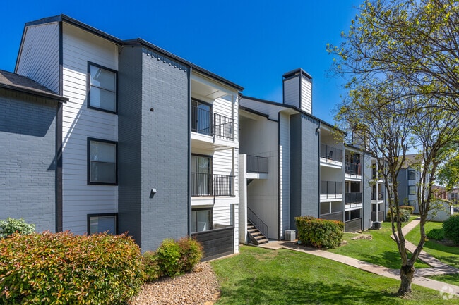 Post Oak Place Apartments