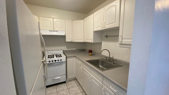 Photo - Kahe Kai - Two Bedroom Unit B102