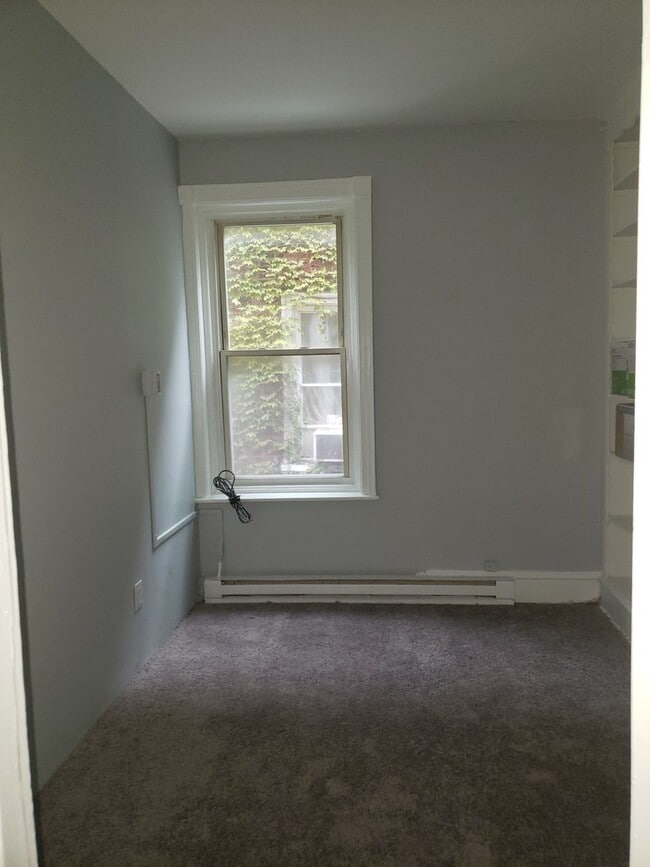 Photo - 4522 N Broad St Unit 2