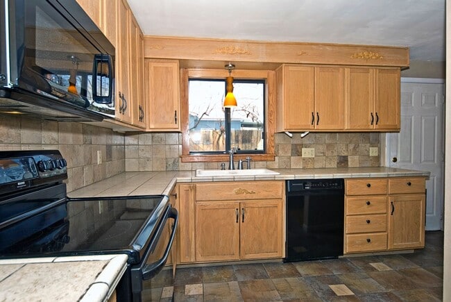 Photo - Spacious 4-Bedroom Home in the Heart of Midtown