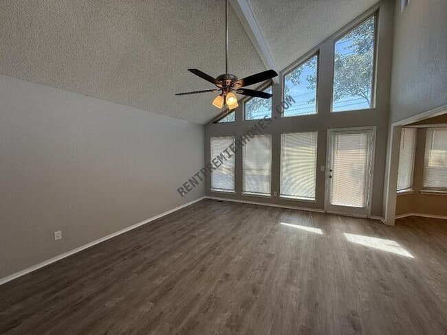 Photo - 2713 W Houston Pl