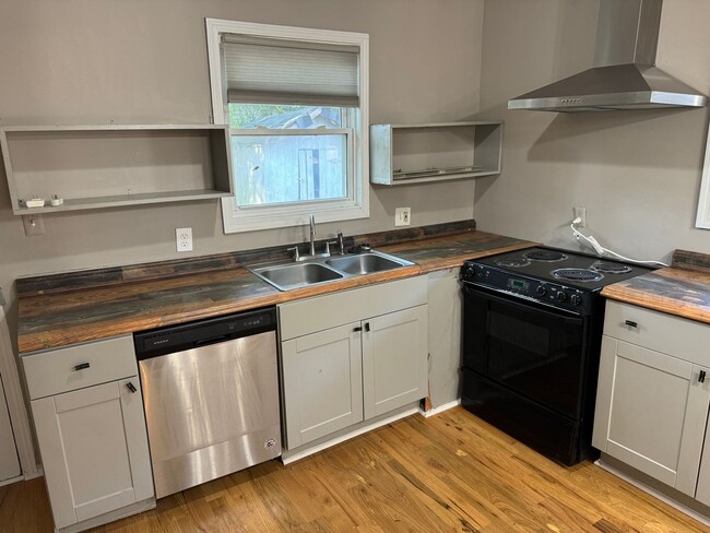 Photo - Home for rent!