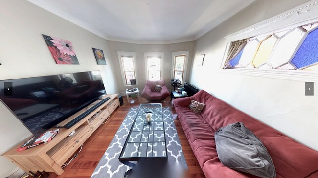 Photo - 85 Lowden Ave Unit 4-bed 1-bath