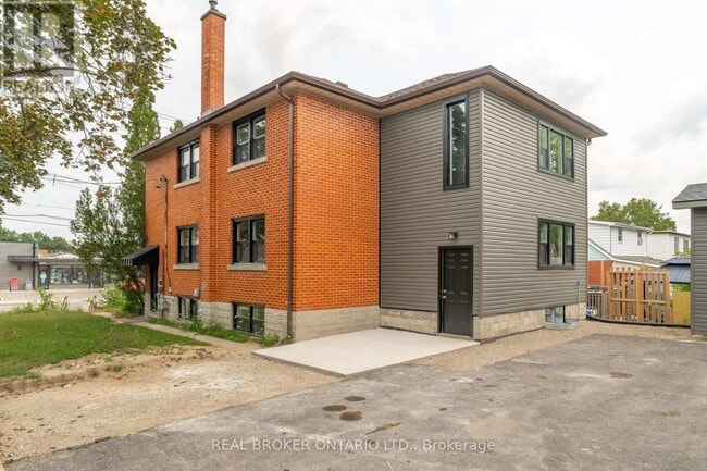 Photo - 293 Highland Rd E Unit A