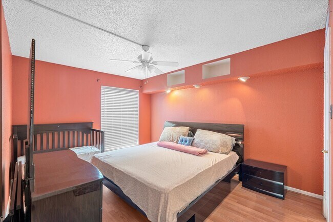 Photo - 2830 S Bartell Dr Unit 25