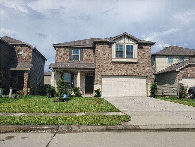 Building Photo - 14614 Sierra Garden Dr Rental